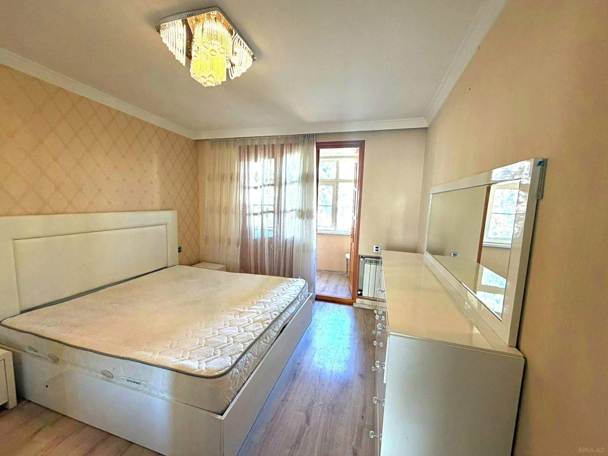 Kirayə verilir 2 otaqlı mənzil 55 m²