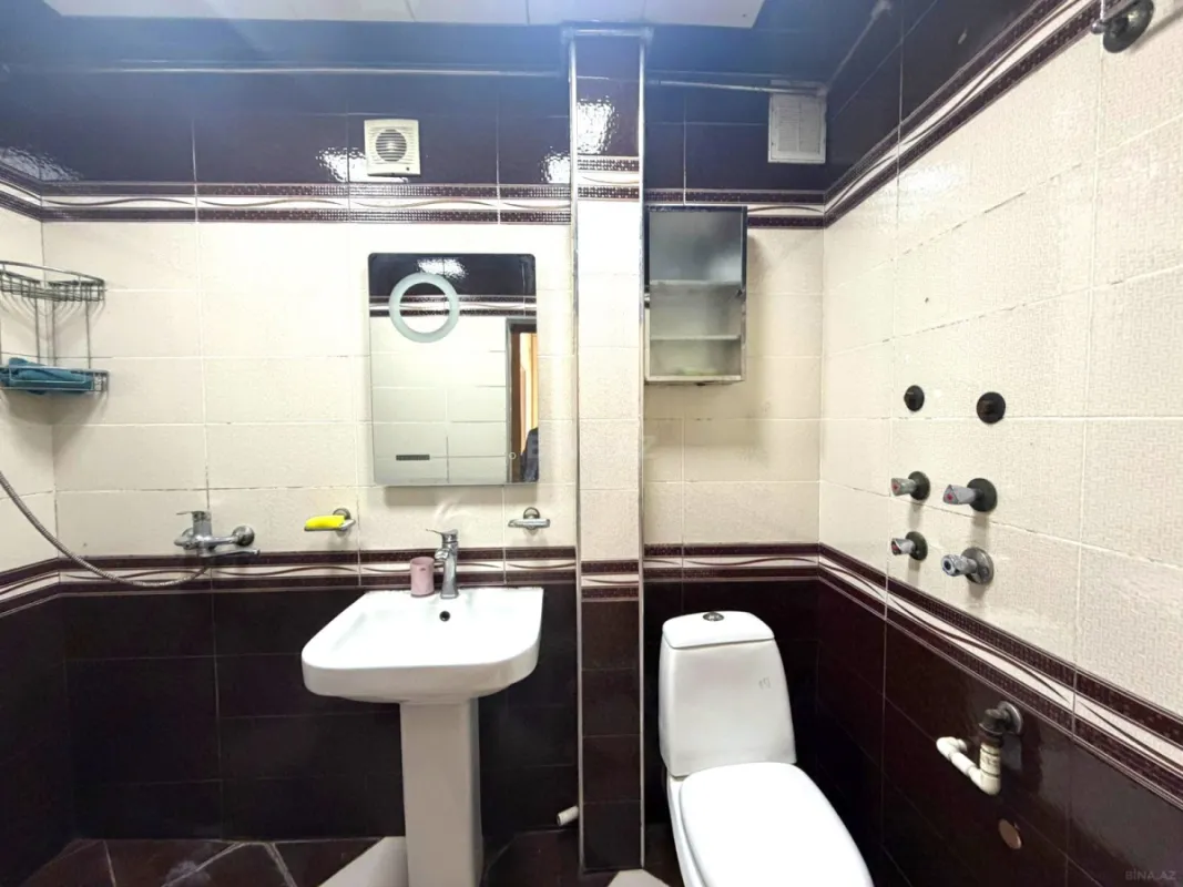 Kirayə verilir 2 otaqlı mənzil 55 m²