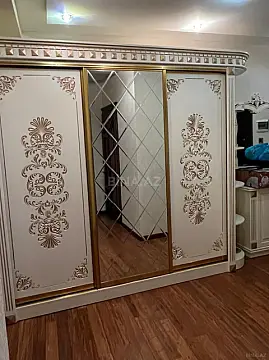 Kirayə verilir 3 otaqlı mənzil 100 m²