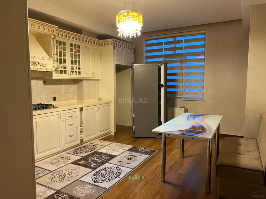 Kirayə verilir 3 otaqlı mənzil 100 m²