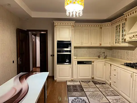 Kirayə verilir 3 otaqlı mənzil 100 m²