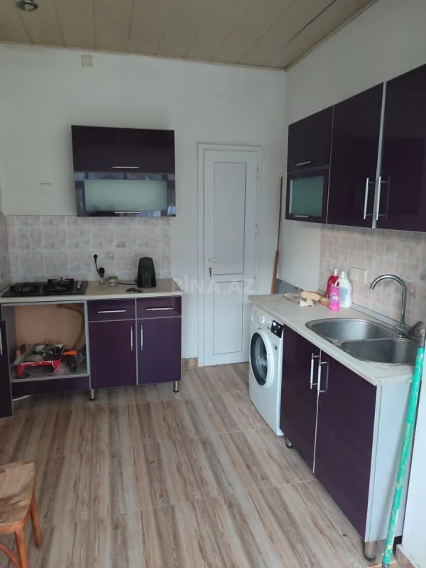 Satılır 6 otaqlı həyət evi 130 m²