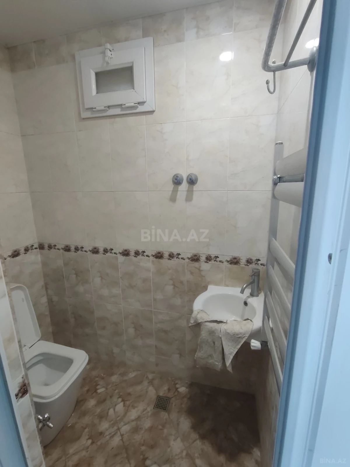 Satılır 6 otaqlı həyət evi 130 m²