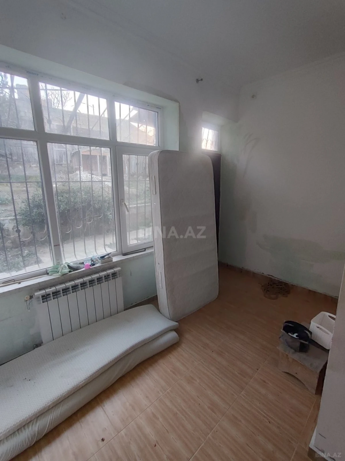 Satılır 6 otaqlı həyət evi 130 m²