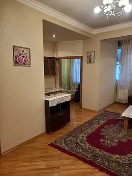 Kirayə verilir 2 otaqlı mənzil 60 m²