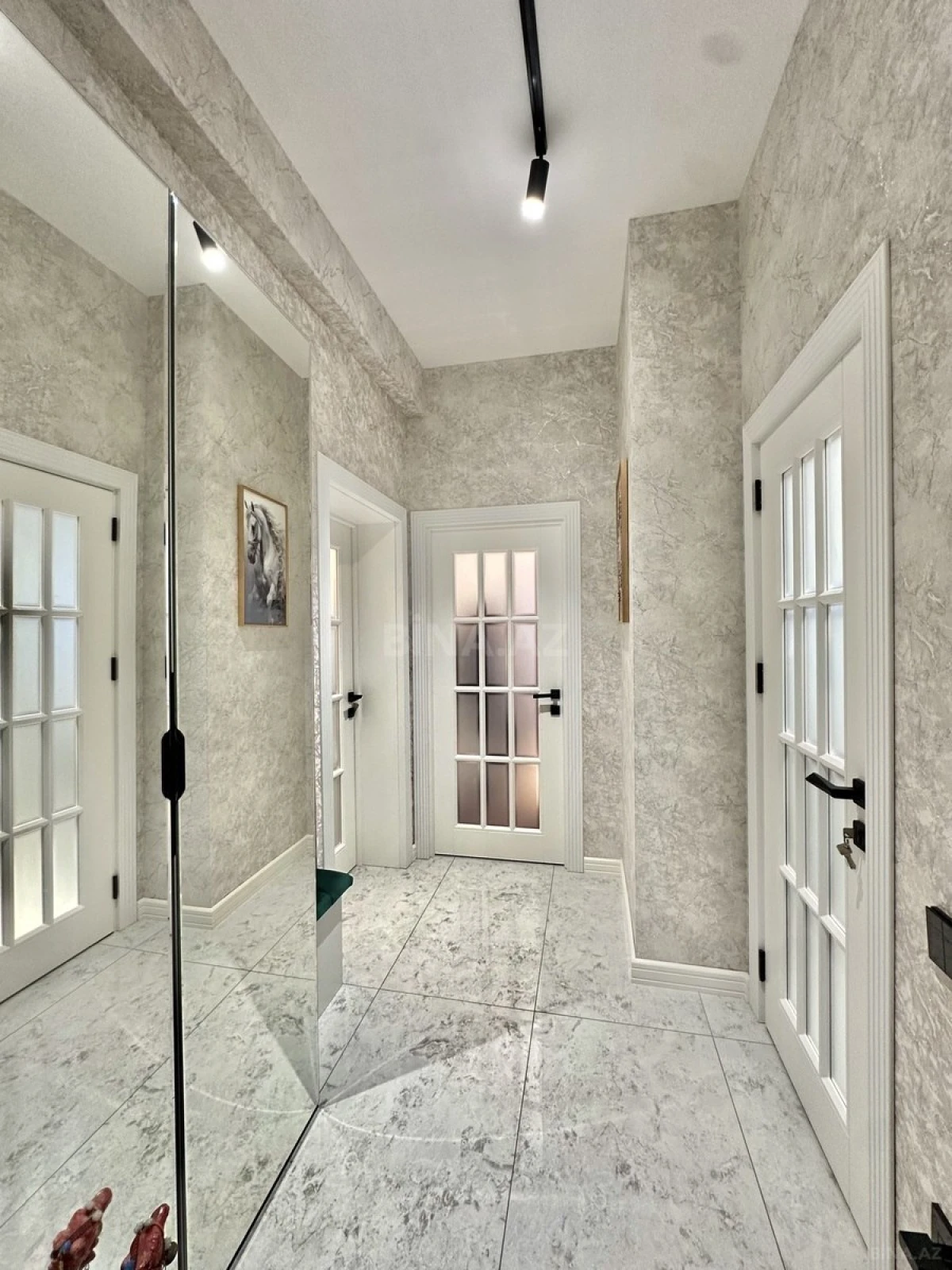 Satılır 2 otaqlı mənzil 54.8 m²