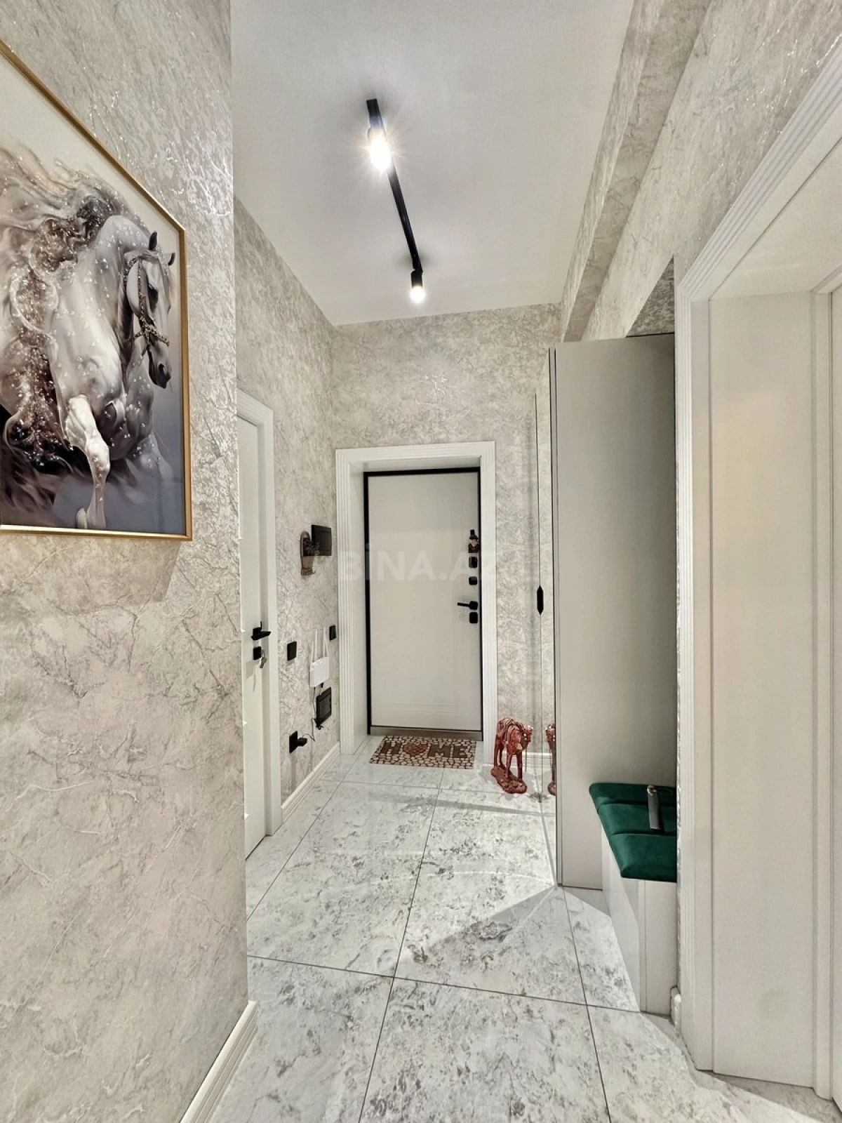 Satılır 2 otaqlı mənzil 54.8 m²