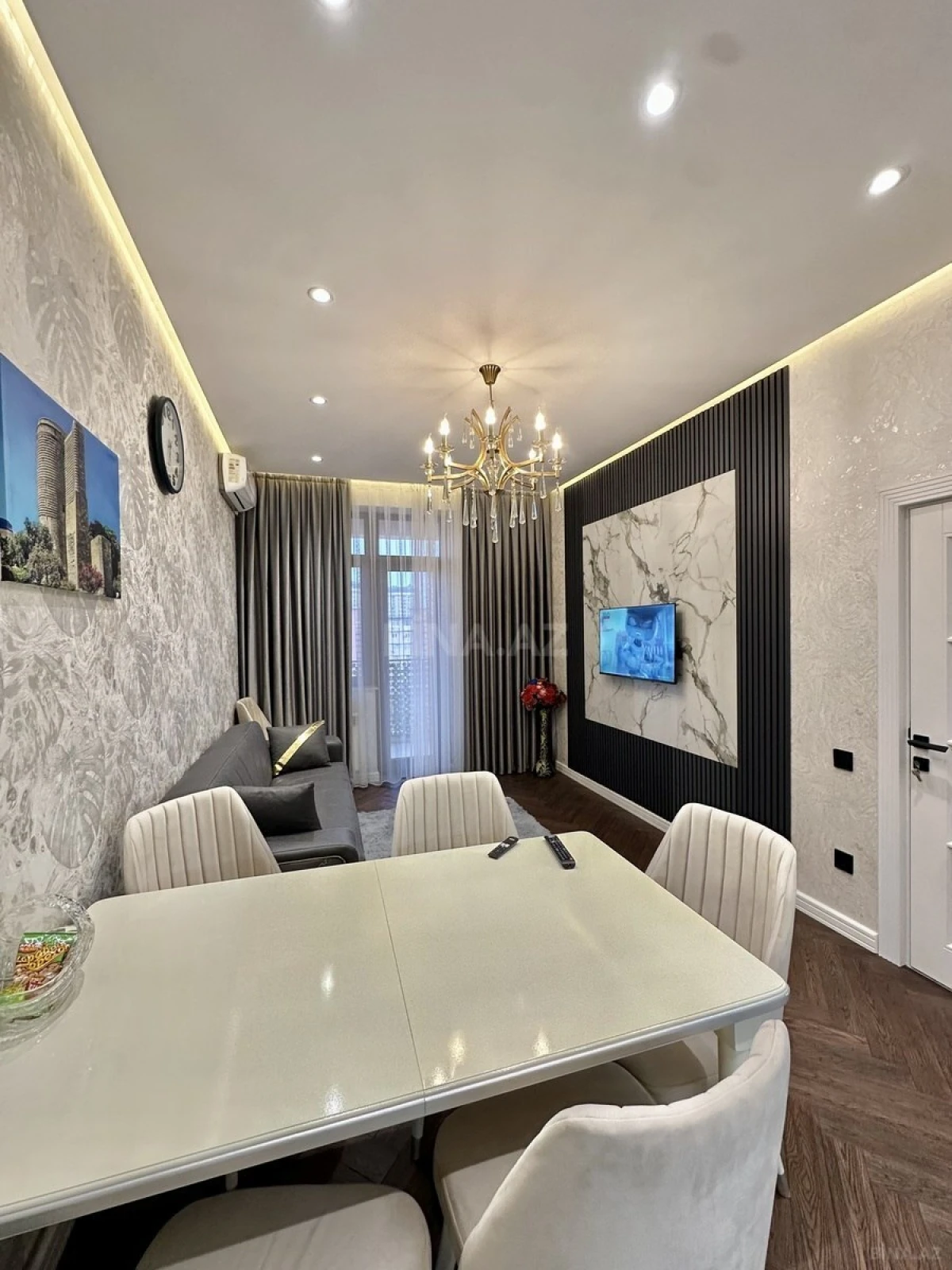 Satılır 2 otaqlı mənzil 54.8 m²