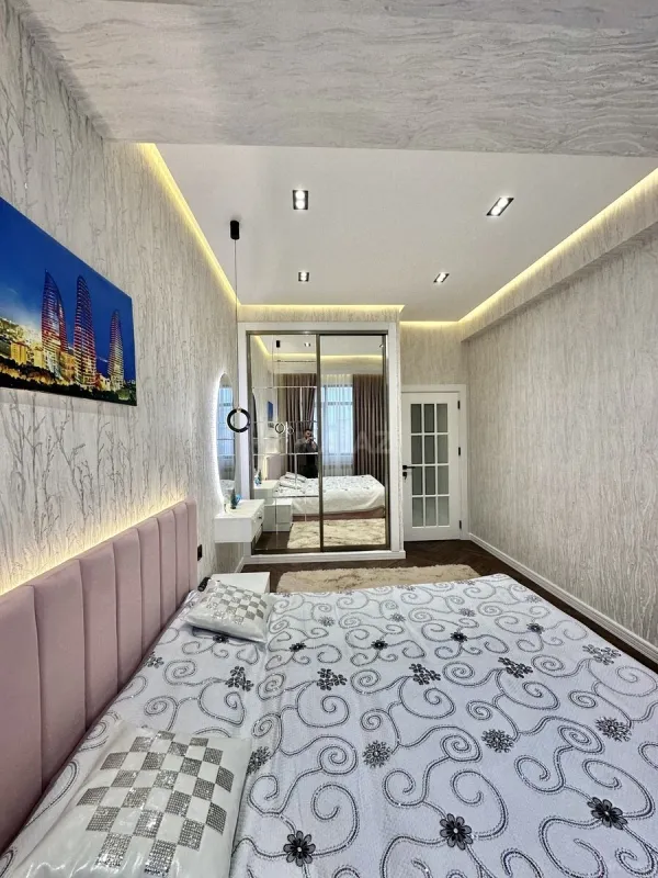 Satılır 2 otaqlı mənzil 54.8 m²