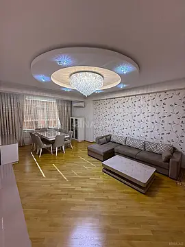 Satılır 3 otaqlı mənzil 168 m² — Bakı, Nəsimi 3 otaq 168.00 m²