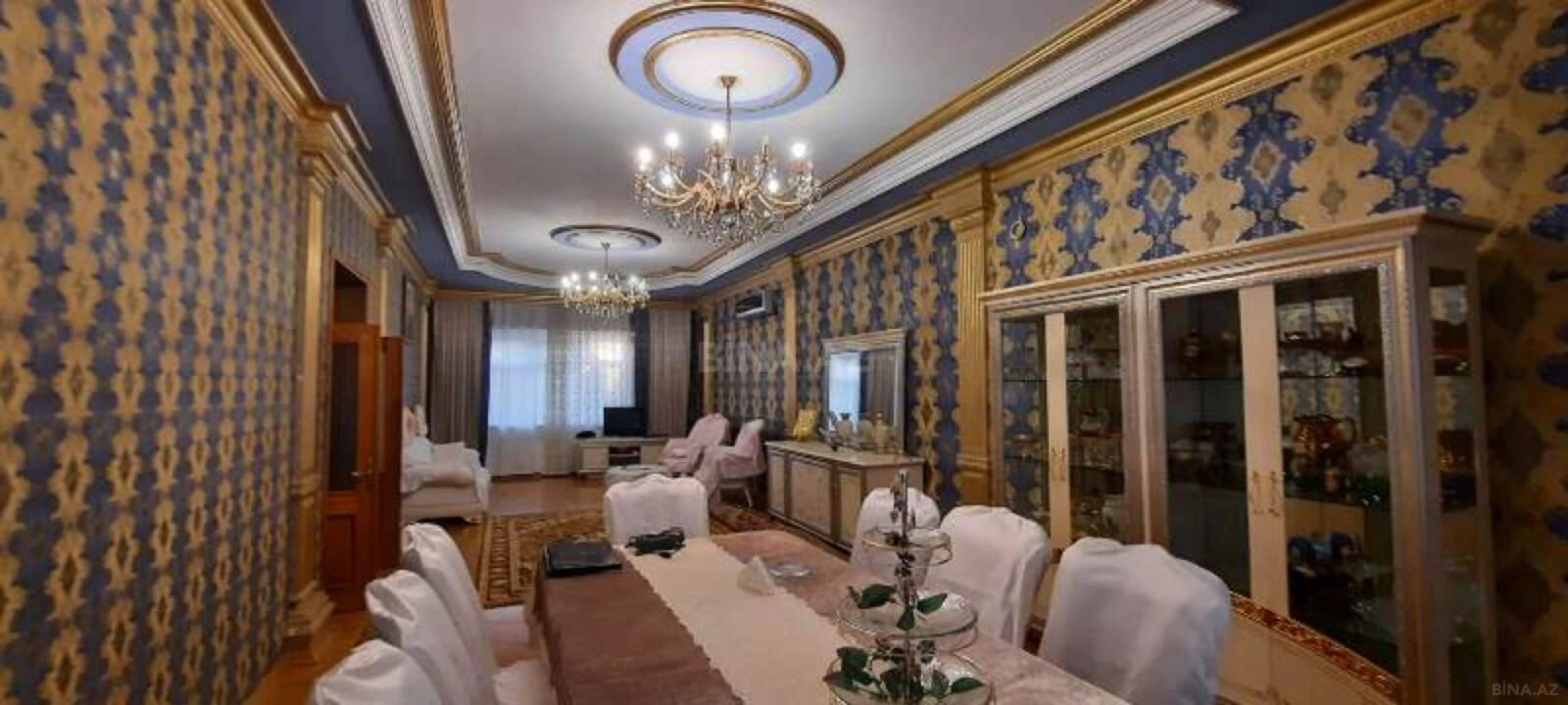 Satılır 6 otaqlı həyət evi 550 m²
