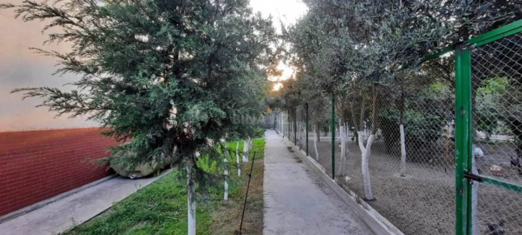 Satılır 6 otaqlı həyət evi 550 m²