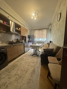 Satılır 3 otaqlı mənzil 137 m²