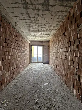 Satılır 3 otaqlı mənzil 147 m²