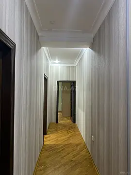 Kirayə verilir 2 otaqlı mənzil 90 m²