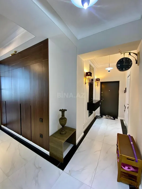 Kirayə verilir 2 otaqlı mənzil 100 m²