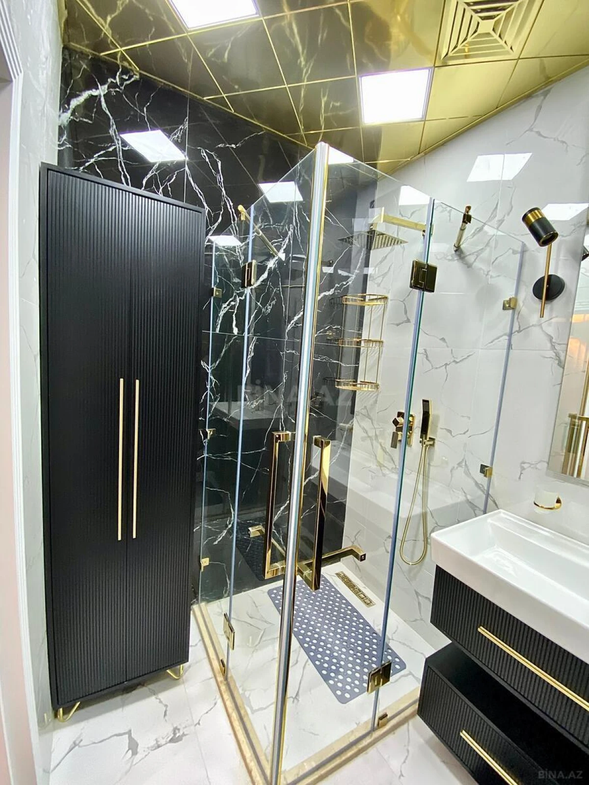 Kirayə verilir 2 otaqlı mənzil 100 m²