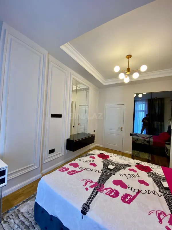 Kirayə verilir 2 otaqlı mənzil 100 m²