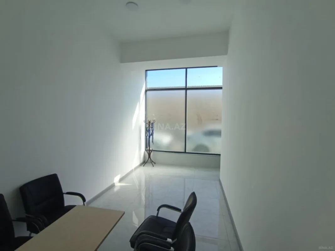Satılır obyekt 178 m²