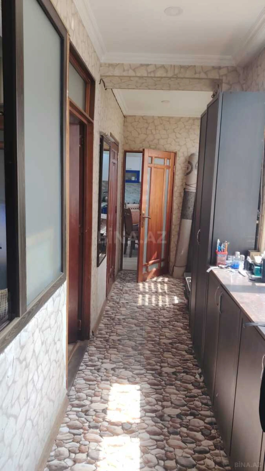 Satılır 4 otaqlı mənzil 100 m²