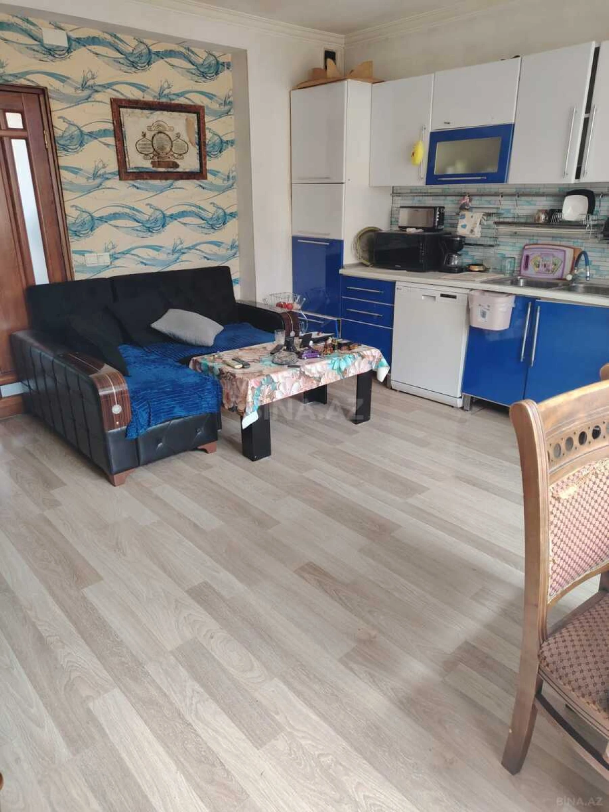 Satılır 4 otaqlı mənzil 100 m²