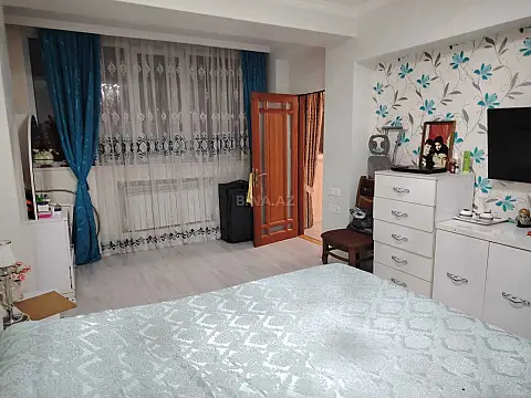 Satılır 4 otaqlı mənzil 100 m² — Bakı 4 otaq 100.00 m²