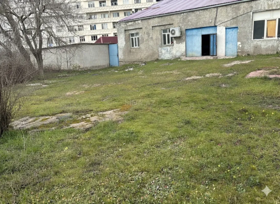 Kirayə verilir obyekt 320 m²