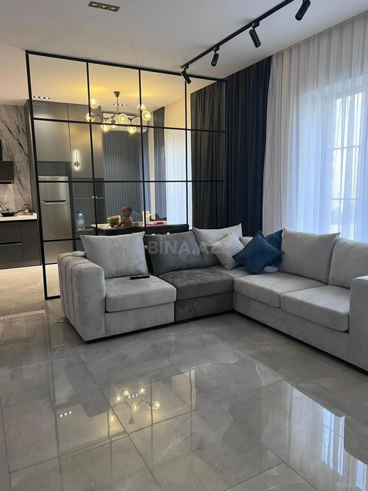 Kirayə verilir 4 otaqlı həyət evi 360 m²