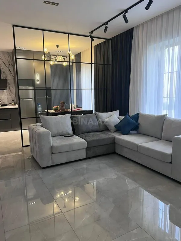 Kirayə verilir 4 otaqlı həyət evi 360 m²