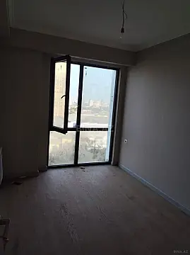 Satılır 2 otaqlı mənzil 61 m²