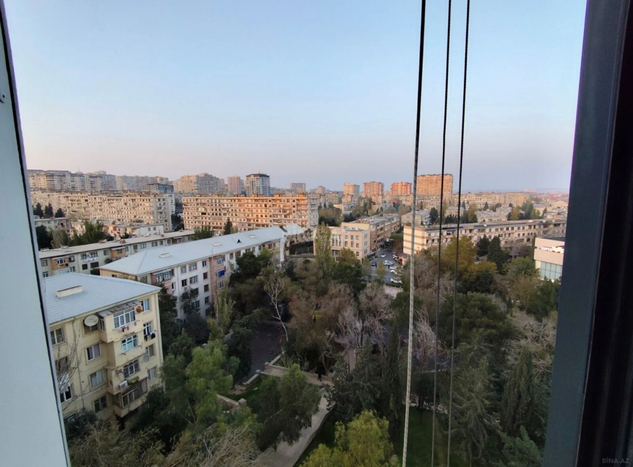 Satılır 2 otaqlı mənzil 61 m²