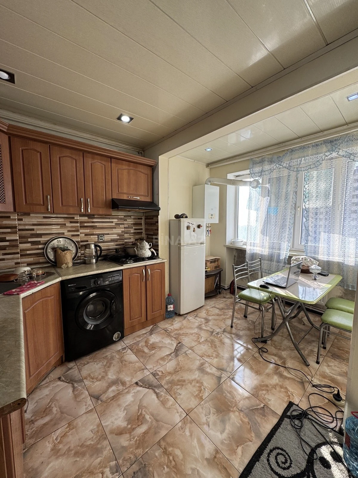 Satılır 2 otaqlı mənzil 60 m²