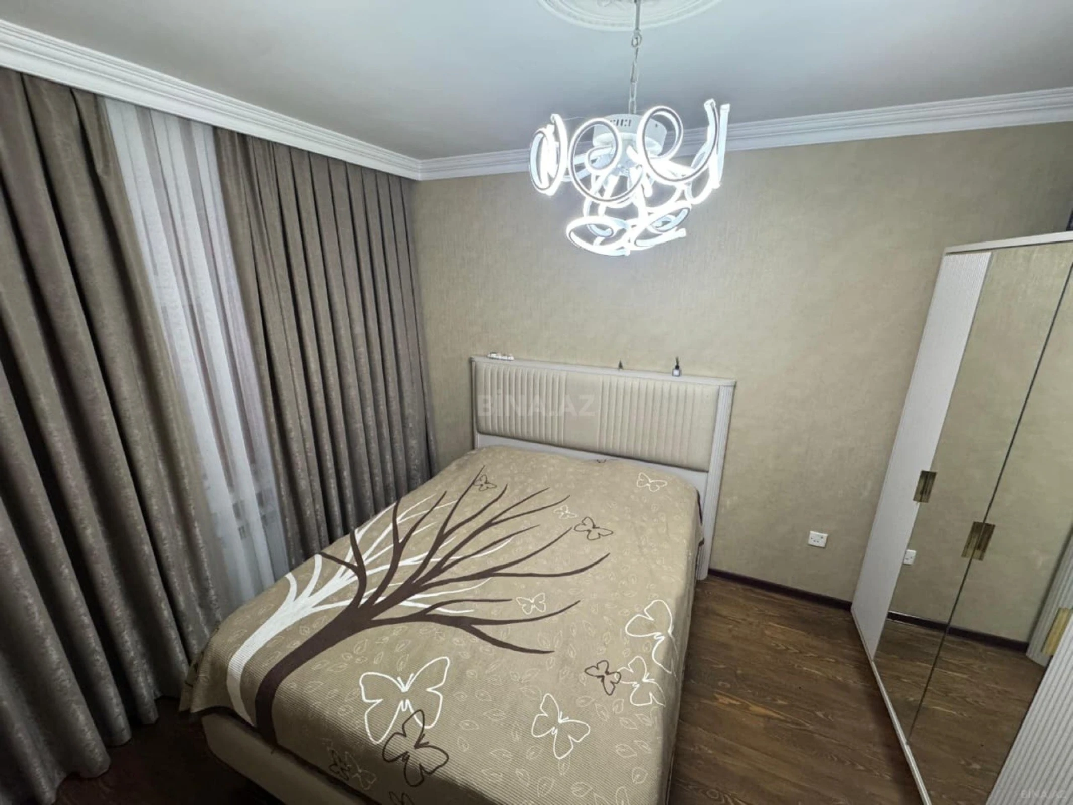 Satılır 3 otaqlı mənzil 80 m²