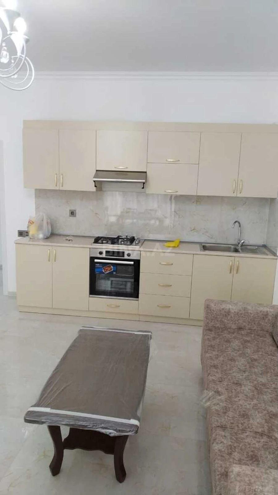 Kirayə verilir 3 otaqlı mənzil 96 m²
