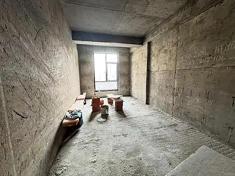 Satılır 3 otaqlı mənzil 107.2 m²