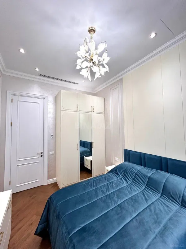 Kirayə verilir 4 otaqlı mənzil 155 m²