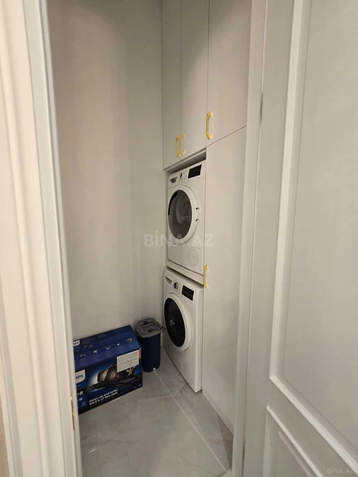 Kirayə verilir 4 otaqlı mənzil 155 m²