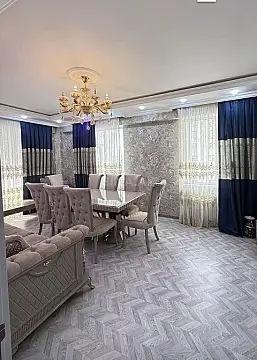 Satılır 3 otaqlı mənzil 110 m²