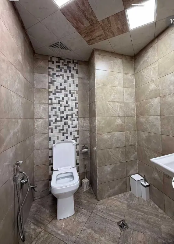 Satılır 3 otaqlı mənzil 110 m²