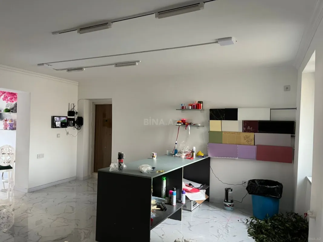 Satılır obyekt 59.7 m²