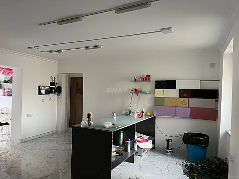 Satılır obyekt 59.7 m²