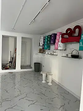 Satılır obyekt 59.7 m²