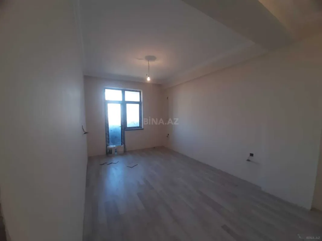 Satılır 2 otaqlı mənzil 100 m²