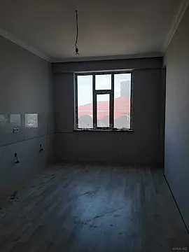 Satılır 2 otaqlı mənzil 100 m²