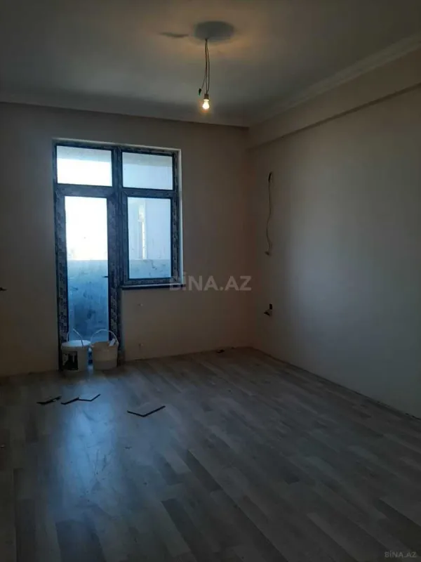 Satılır 2 otaqlı mənzil 100 m²