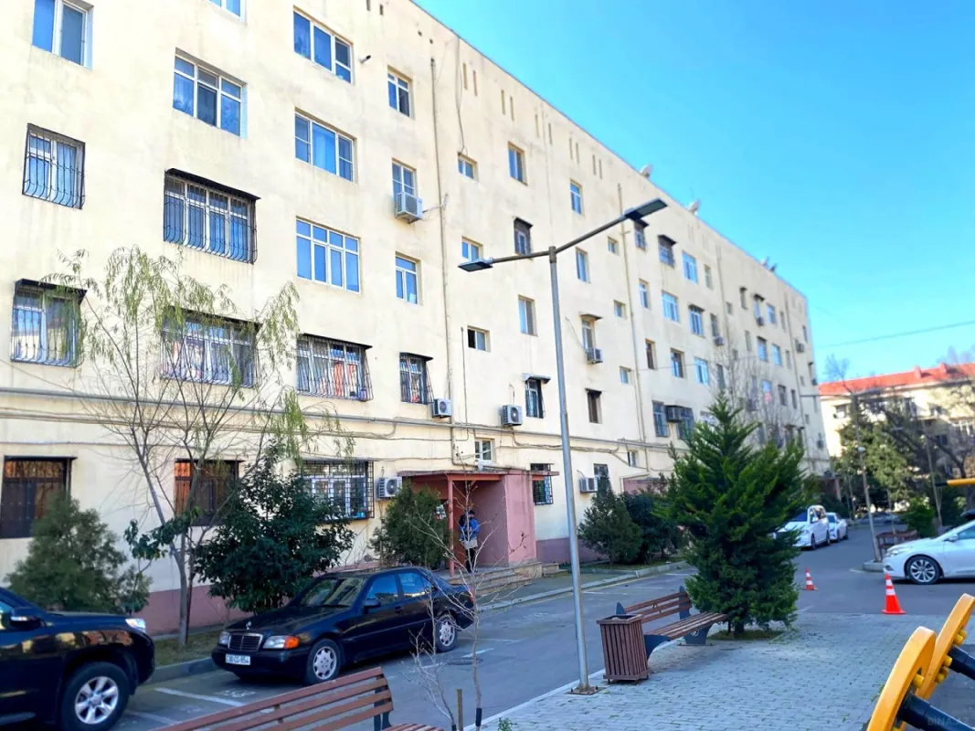 Satılır 2 otaqlı mənzil 60 m²