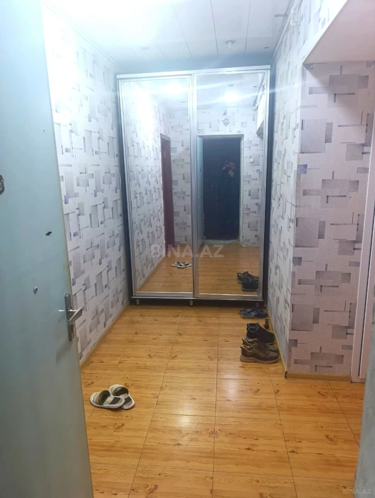 Satılır 2 otaqlı mənzil 60 m²