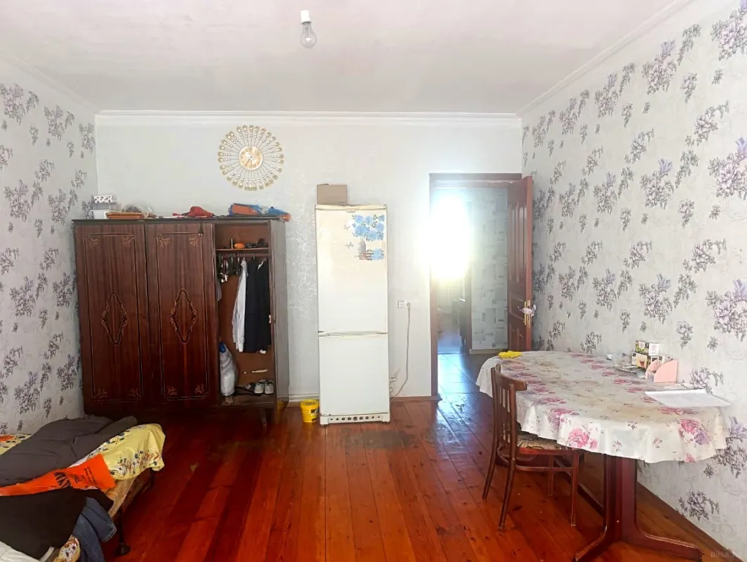 Satılır 2 otaqlı mənzil 60 m²