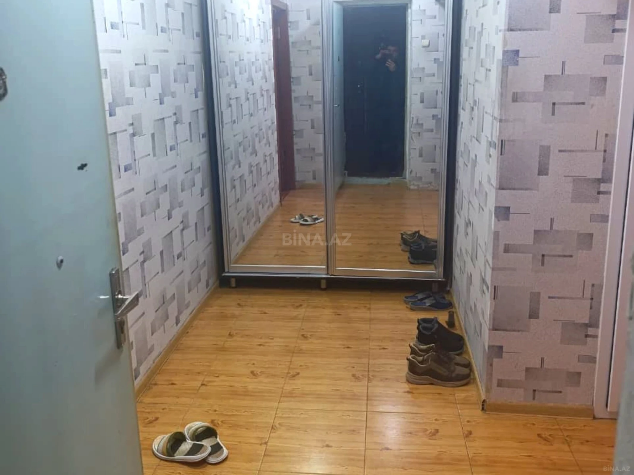 Satılır 2 otaqlı mənzil 60 m²