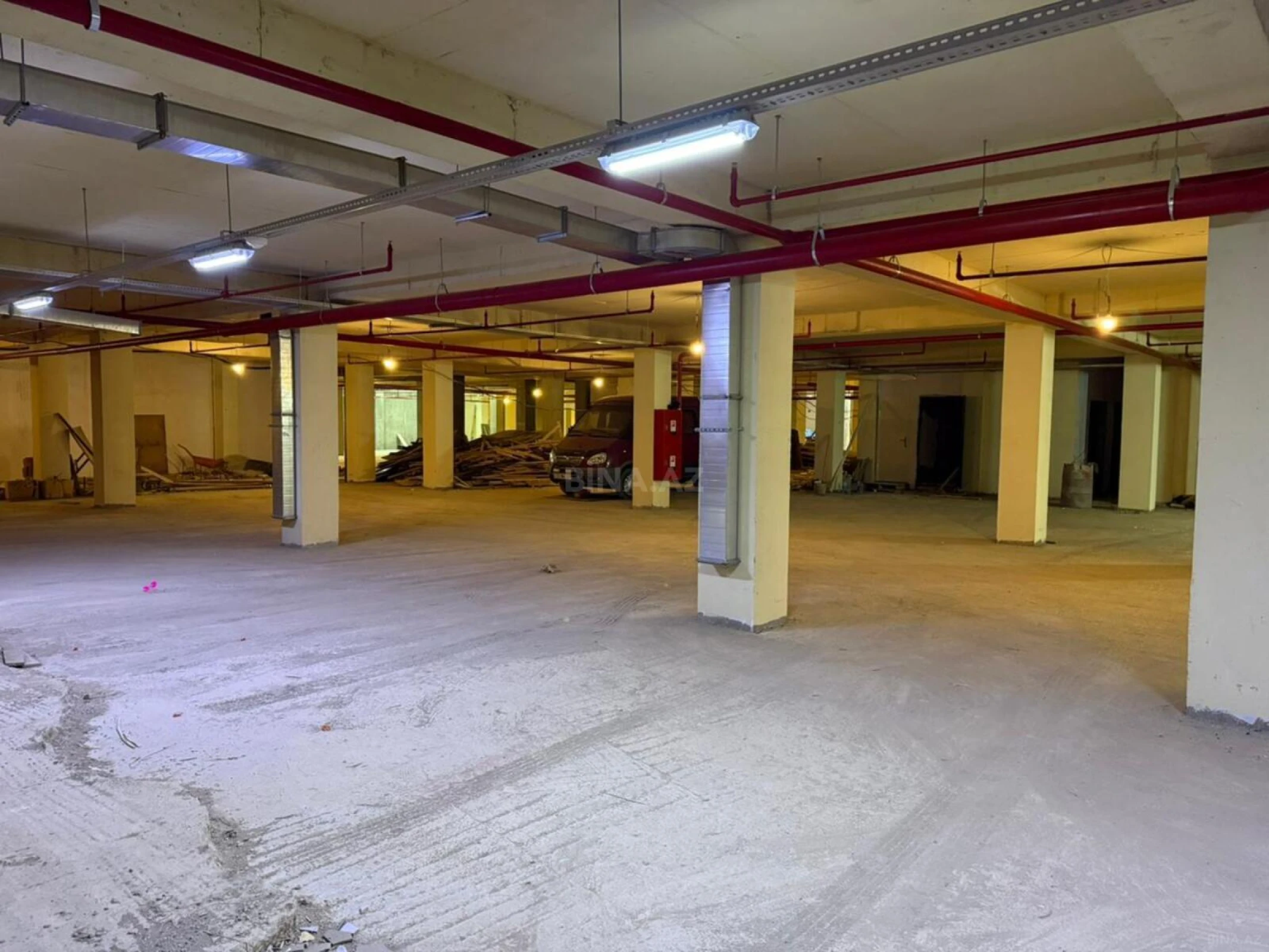 Satılır 3 otaqlı mənzil 110 m²